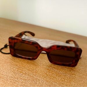 SOJOS Retro 90s Rectangle Sunglasses in Tortoise Brown, Like New! 😎🤎☀️ NWOT